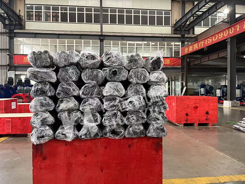 華運(yùn)機(jī)械一批軟管泵定制軟管生產(chǎn)完畢，彰顯專業(yè)制造實(shí)力